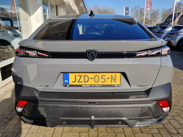 Peugeot 408 1.6 HYbrid GT 180 EAT8 2024 Hybride Benzine 7