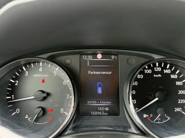 Nissan QASHQAI 1.2 Premier Edition 2014 Benzine 19