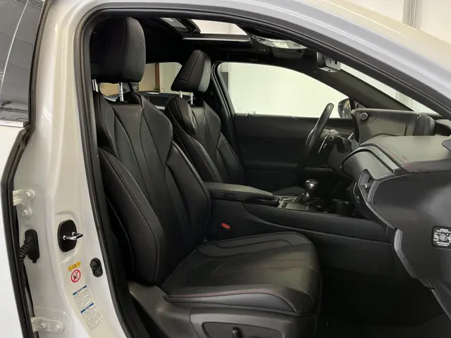 Lexus UX 250h AWD F Sport Premium 2019 Hybride Benzine 16