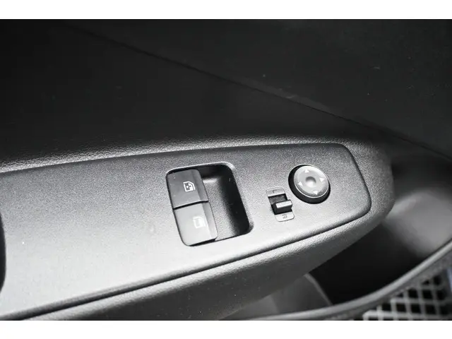 Hyundai i10 1.0 Comfort 2023 Benzine 22