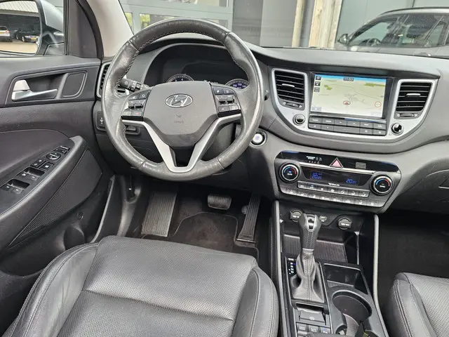 Hyundai Tucson 1.6 T-GDi Premium 4WD 2015 Benzine 6