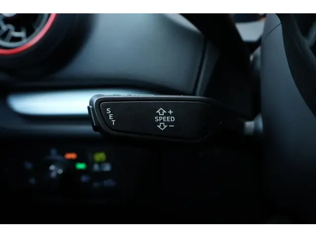 Audi A3 Sportback 2.0 TFSI S3 quattro 2018 Benzine 18