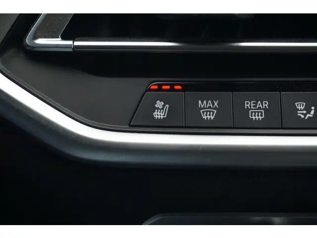 BMW X5 xDrive45e 2022 Hybride Benzine 23