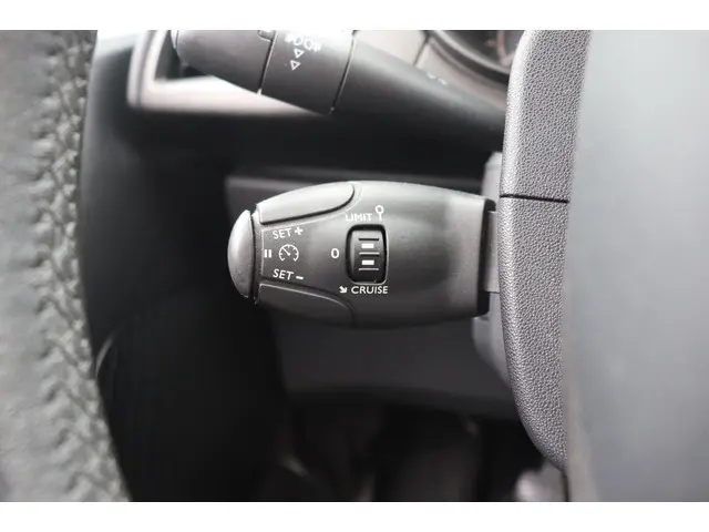 Citroën C3 1.0 PureTech Collection org.NL 2016 Benzine 16
