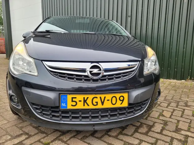 Opel Corsa 1.2 Rhythm NAVI 1e Eigenaar 2013 Benzine 8