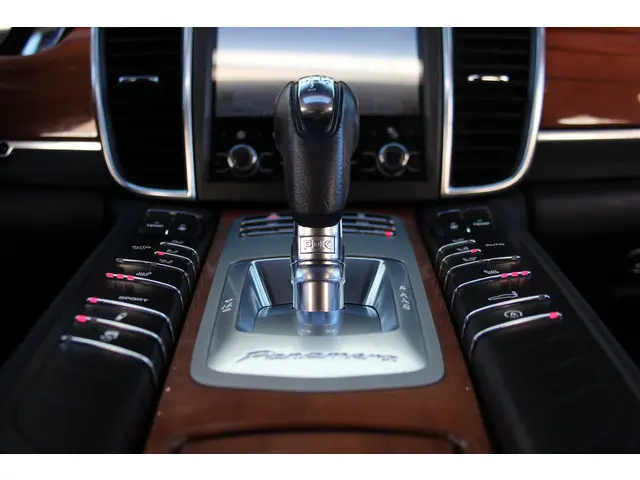 Porsche Panamera 4.8 S 2012 Benzine 17