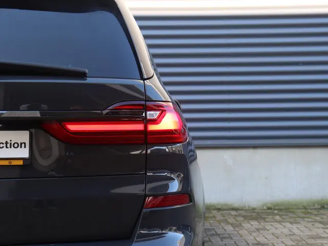 BMW X7 xDrive40i 2021 Benzine 49