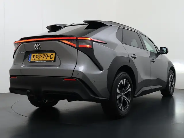Toyota bZ4X Premium 71 kWh 2025 Elektrisch 8