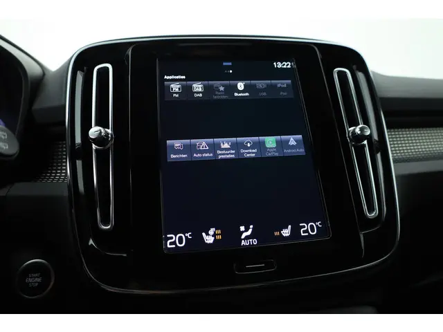Volvo XC40 1.5 T4 Recharge R-Design 2022 Hybride Benzine 21