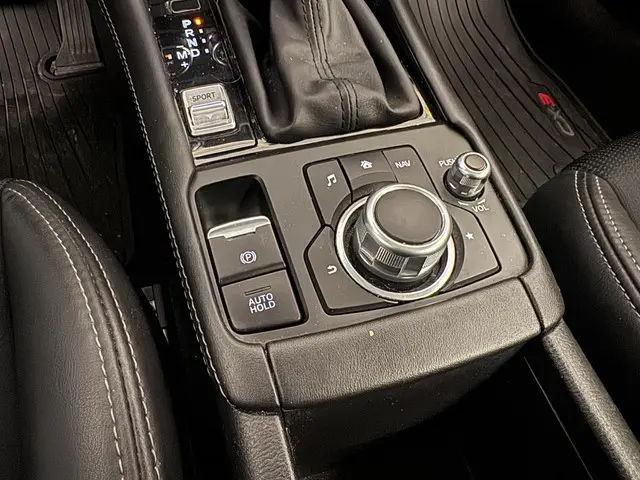 Mazda CX-3 2.0 SkyActiv-G 121 Luxury 2019 Benzine 26