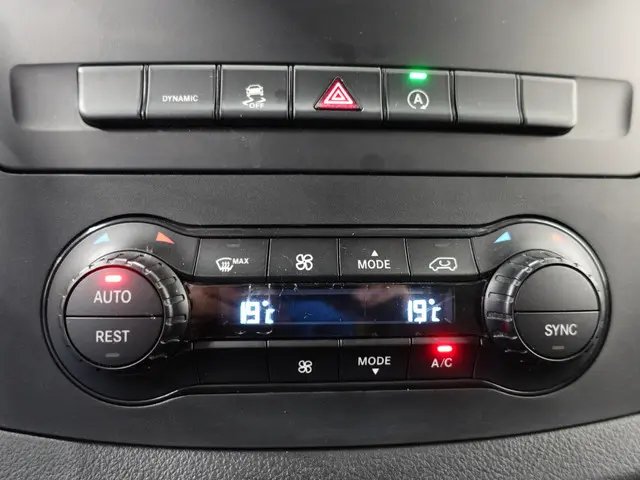 Mercedes-Benz Vito 114 CDI Lang Automaat 2024 Diesel 25