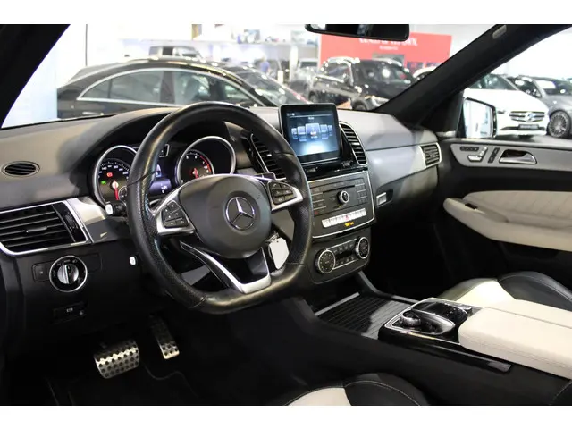 Mercedes-Benz GLE 500 e 4MATIC 2016 Hybride Benzine 3