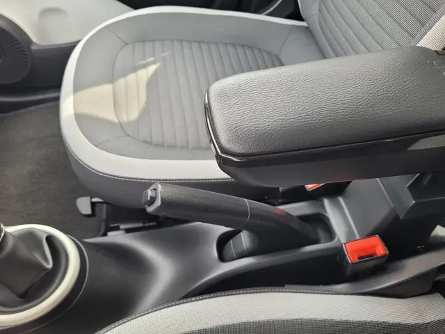 Renault Twingo 1.0 SCe Expression 2015 Benzine 17