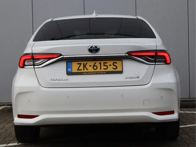 Toyota Corolla 1.8 Hybrid Style 2019 Hybride Benzine 7