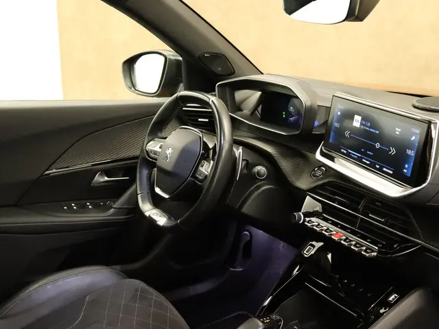 Peugeot 2008 1.2 PureTech GT-Line 2020 Benzine 5