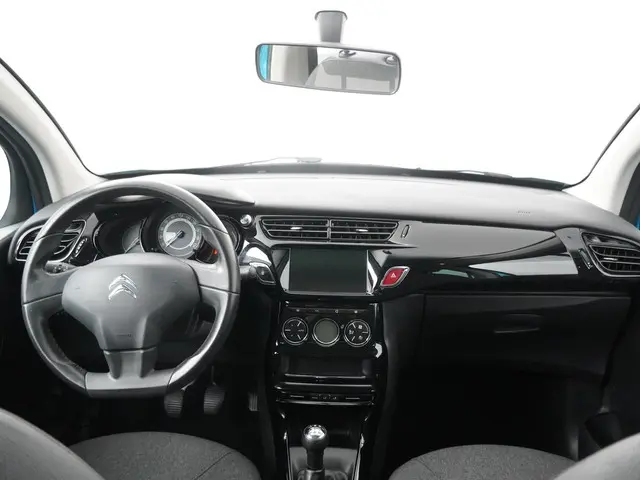 Citroën C3 1.2 PureTech Collection 2015 Benzine 12