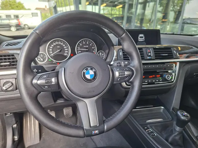 BMW 4 Serie Gran Coupé 435i High Executive 2015 Benzine 17