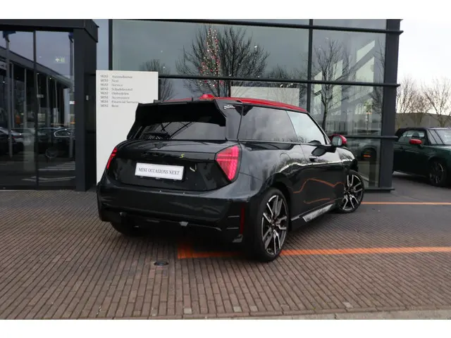MINI 3-Deurs Cooper E 2024 Elektrisch 2