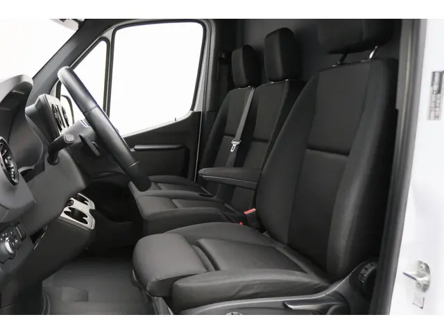 Mercedes-Benz Sprinter 317 CDI Aut. L2H2 2022 Diesel 10
