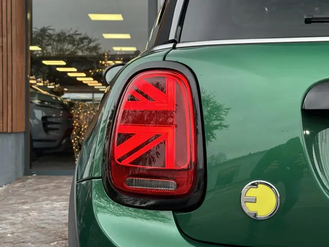 MINI Electric Mini MINI Yours 33 kWh 2021 Elektrisch 14