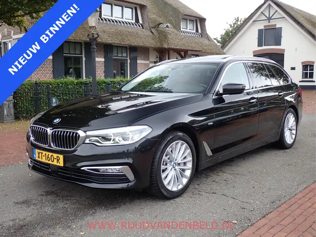 BMW 5 Serie Touring 530i 2018 Benzine