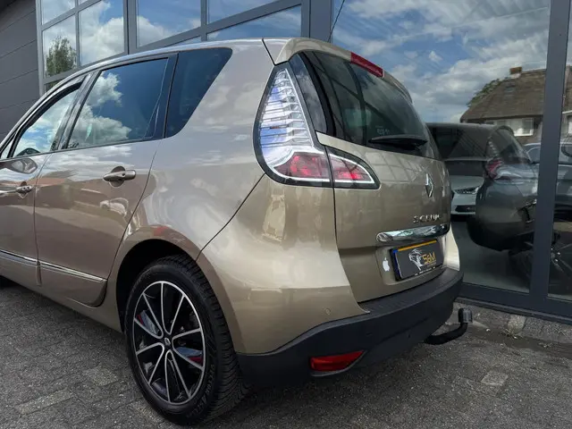 Renault Scénic 2.0 Bose Automaat | Pano. 2013 Benzine 5
