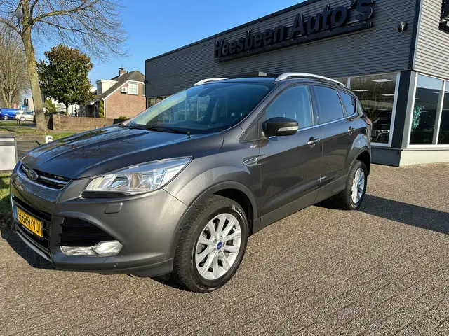 Ford Kuga 1.5 Titanium Plus 2014 Benzine 2