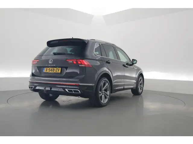 Volkswagen Tiguan 1.5 TSI R-Line DSG 2023 Benzine 2