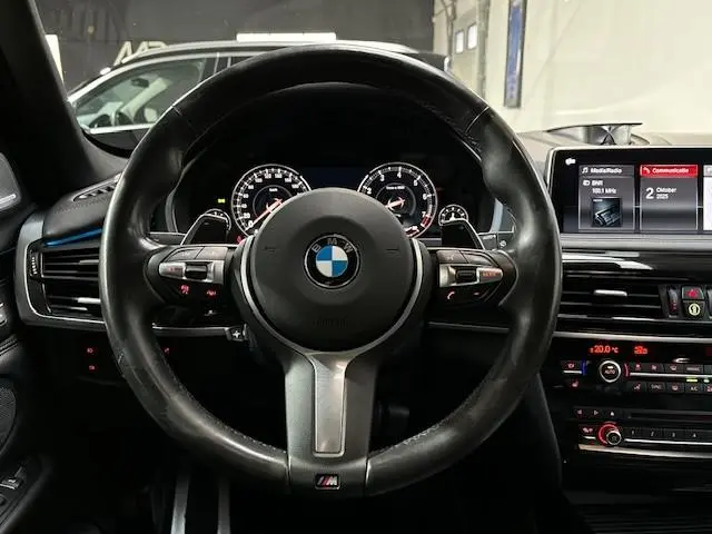 BMW X5 xDrive35i High Executive 2018 Benzine 18