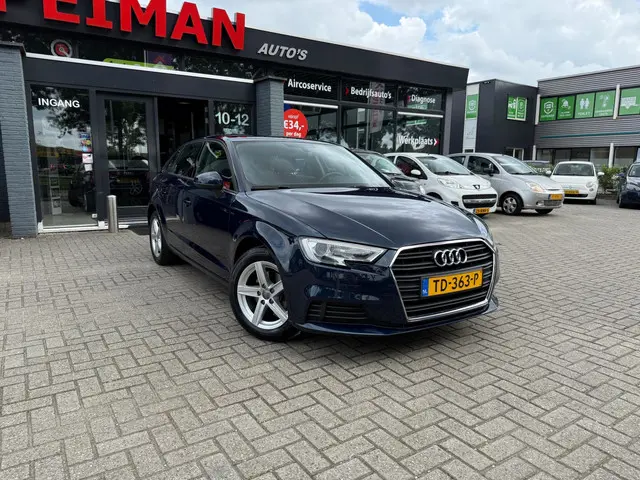 Audi A3 Sportback 1.5 TFSI CoD Pro Line 2018 Benzine 2