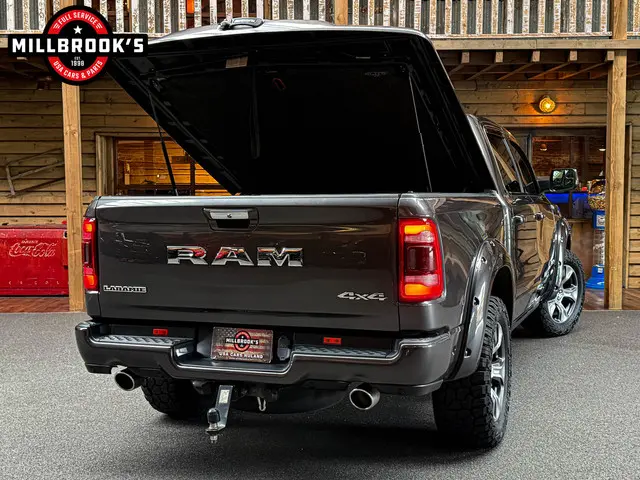 Dodge Ram 1500 5.7 V8 Laramie 2018 LPG/Gas 6