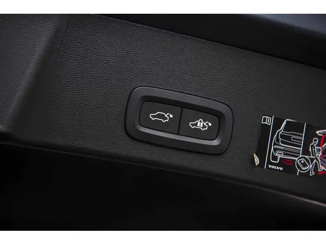 Volvo XC40 1.5 T2 R-Design 2021 Benzine 29