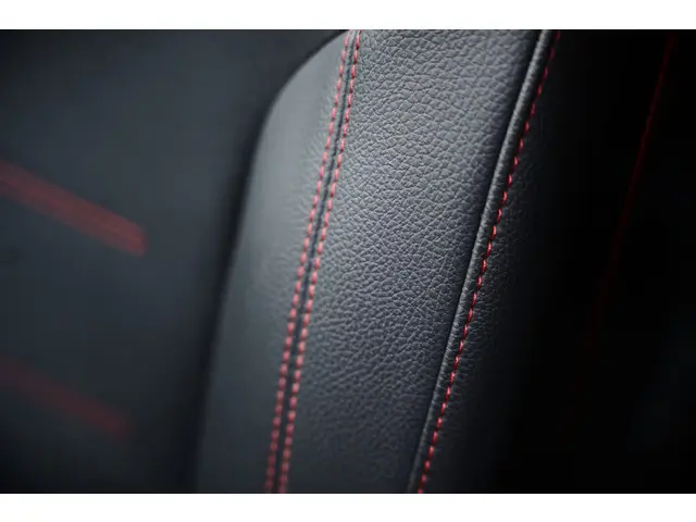 Mercedes-Benz A-Klasse AMG 35 4MATIC 2022 Benzine 34