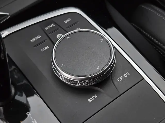 BMW X3 xDrive30e 2022 Hybride Benzine 25