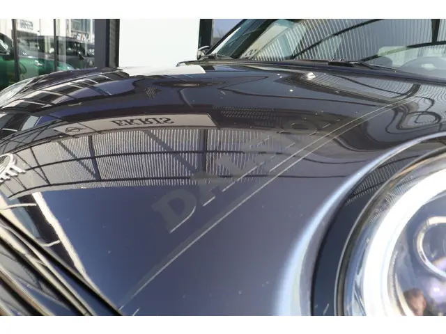 MINI 5-Deurs Cooper 2021 Benzine 19