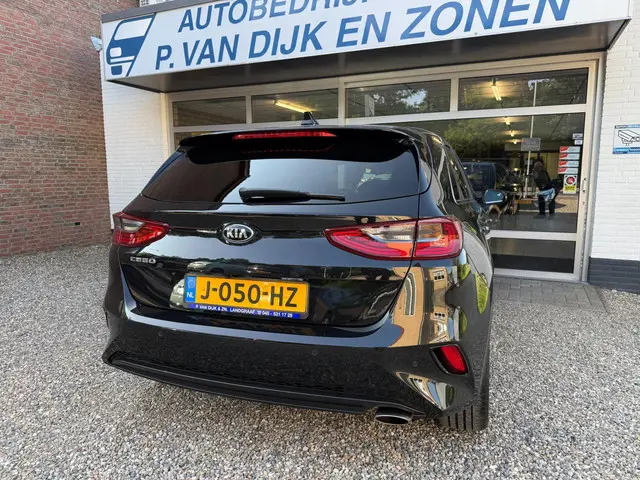 Kia Ceed 1.0 T-GDi DynamicPlusLine 2020 Benzine 6