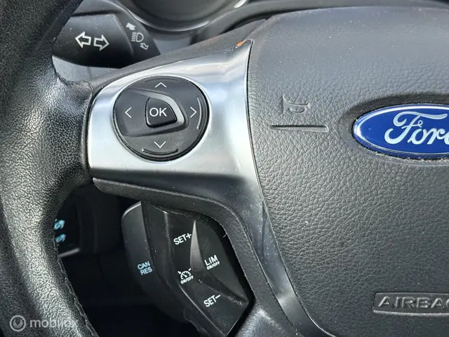 Ford Focus Wagon 1.0 EcoBoost Titanium 2013 Benzine 11