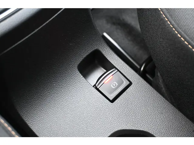 Dacia Jogger Hybrid 140 Extreme 2025 Hybride Benzine 24