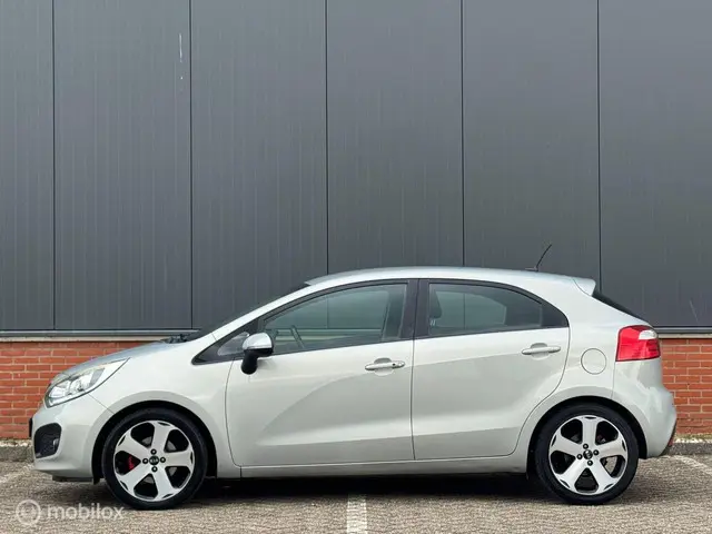 Kia Rio 1.4 CVVT Super Pack 2013 Benzine 30