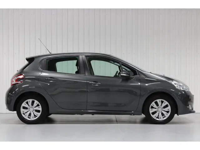 Peugeot 208 1.0 VTi Blue Lease 2013 Benzine 5