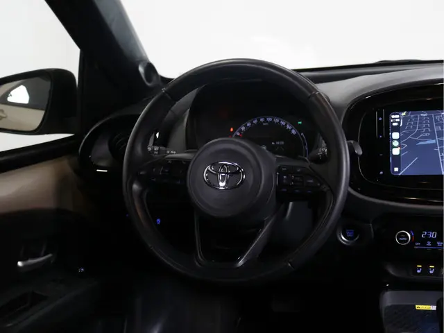 Toyota Aygo X 1.0 VVT-i S-CVT Premium 2023 Benzine 14