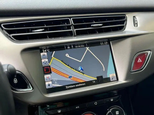 Citroën C3 1.2 PureTech Business / Led / Navi / 2016 Benzine 10