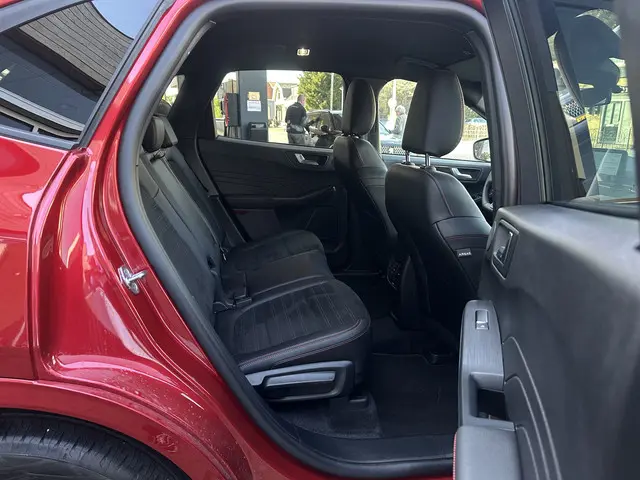 Ford Kuga 2.5 PHEV ST-Line 2024 Hybride Benzine 7