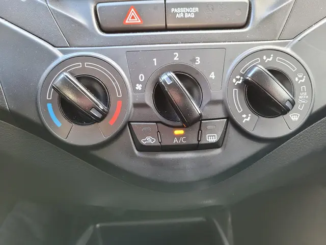 Suzuki Baleno 1.2 Exclusive 2016 Benzine 24