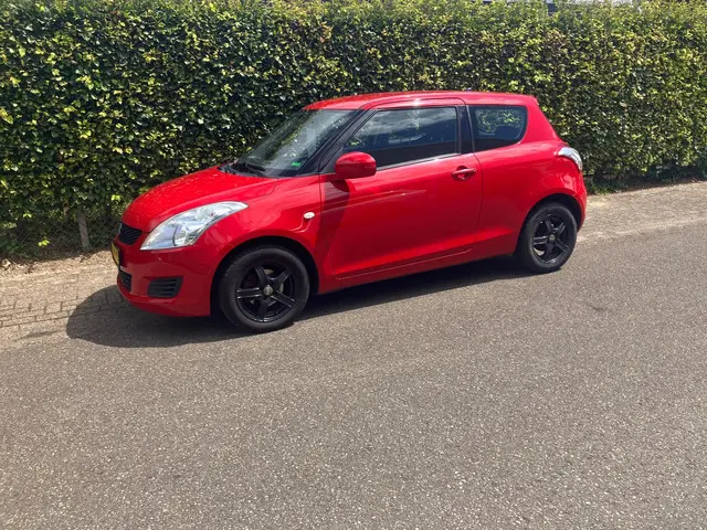 Suzuki Swift 1.2 Club 2013 Benzine 11