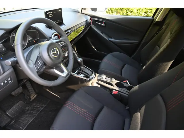 Mazda 2 SkyActiv-G 90 automaat Homura 2024 Benzine 5