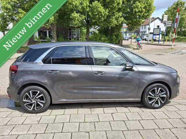 Citroën C4 Spacetourer 1.2 PureTech Feel 2019 Benzine 4