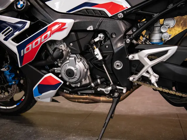BMW M 1000 R Sport Akrapovic - Keyless 2023 Benzine 11