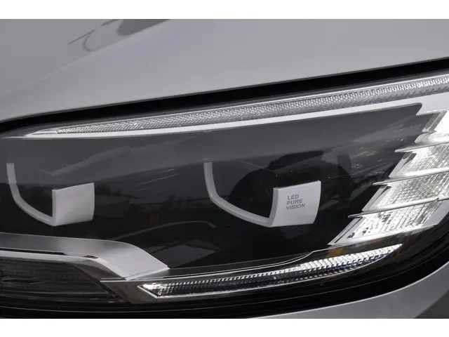 Renault Grand Scénic TCe 140 EDC Equilibre 2023 Benzine 6
