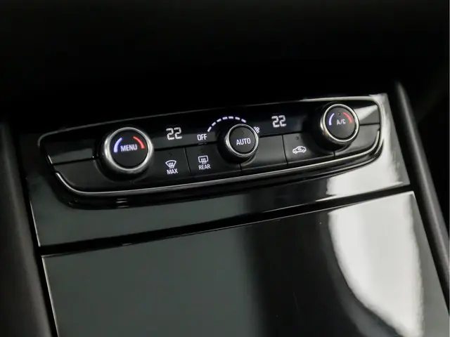 Opel Grandland X 1.2 Turbo Elegance Sport 2021 Benzine 10